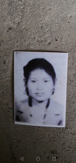 失踪人员：母世翠